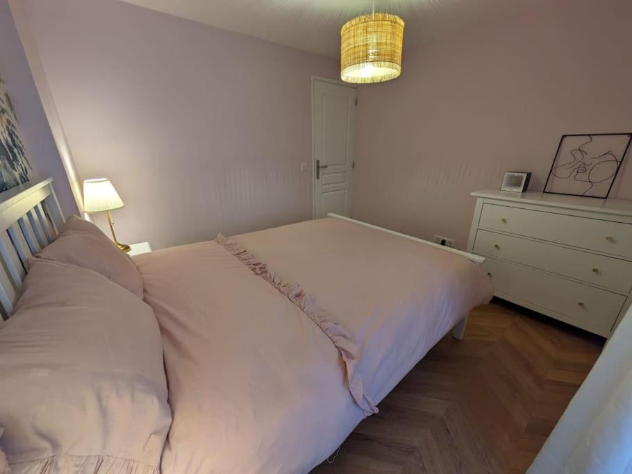 Appartement Avec Jardin Et Acces Mer Grandcamp-Maisy Kültér fotó
